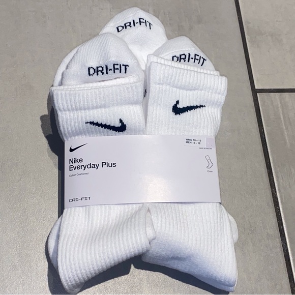 Brand new Nike socks  dri fit 3 pairs white mens size L - Picture 5 of 5